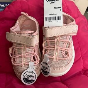 Toddler sandals size 6